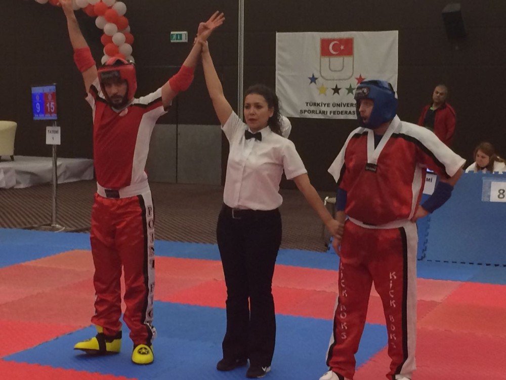 Adıyaman Üniversitesi Kick Boks Takımı Türkiye İkincisi Oldu