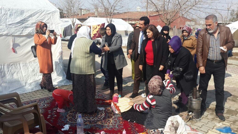 Kadın Ve Çocuk Hakları Derneği Deprem Bölgesinde