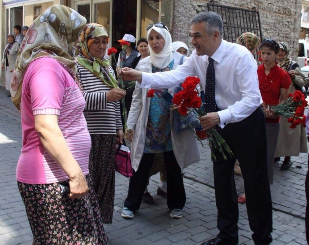 Ak Parti’li Savaş; “Her Gün Kadınlarımızındır”