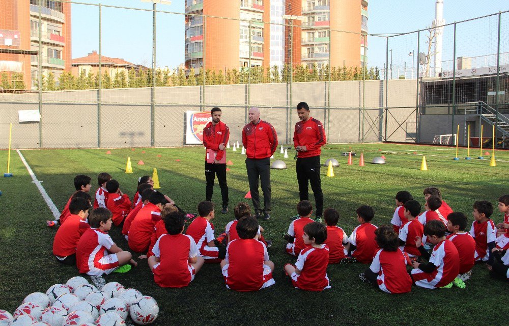 Jürgen Kost: “Sergen Yalçın’la İyi İlişkiler İçindeyiz”