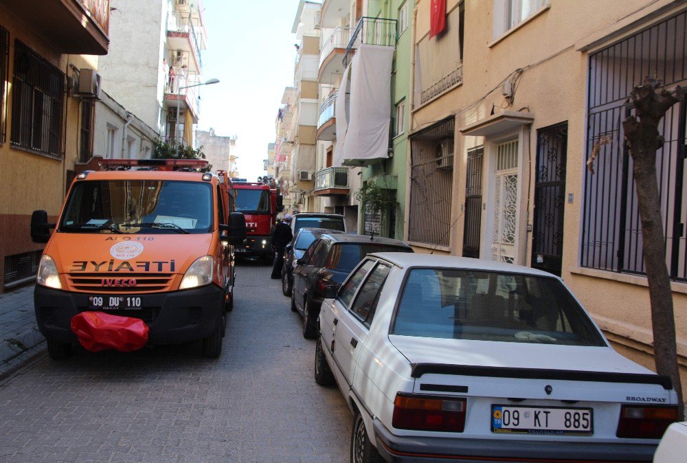 Garajda Çıkan Yangın 3 Daire Ve 2 Araca Zarar Verdi