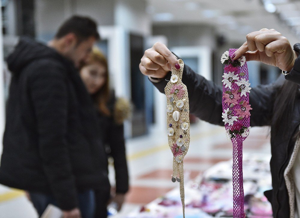 Kızılay Metro Sanat Galerisi’nde “Kadın Emeği Pazarı”