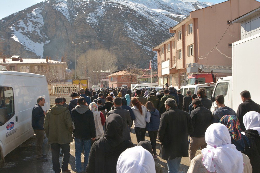 Van’da Erkek Cesedi Bulundu