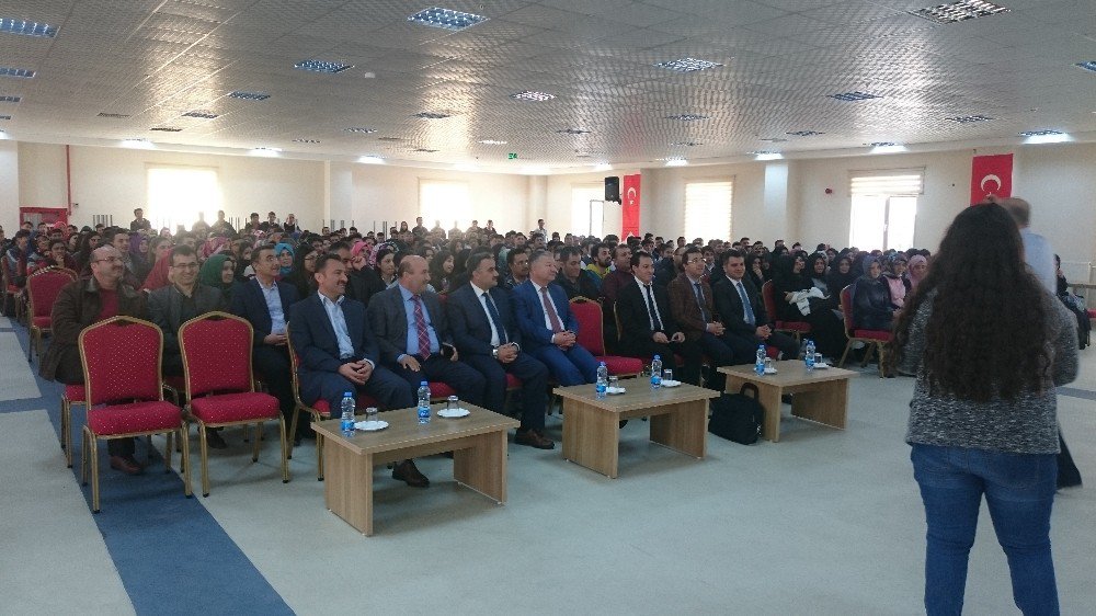 Develi’de ’Hafıza Tekniği Ve Sınav Kaygısı’ Konferansı