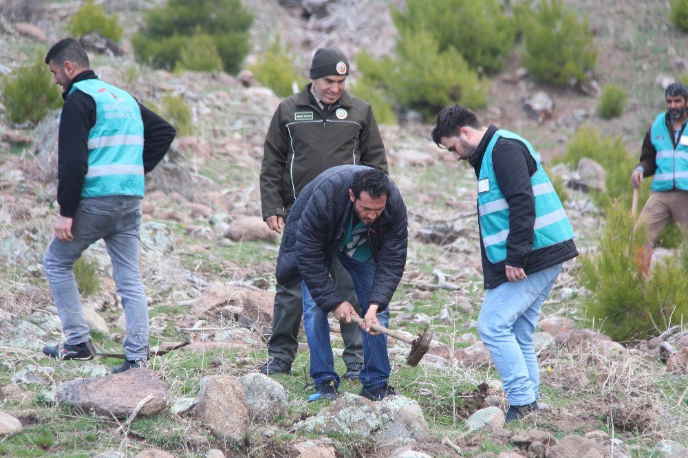 Şehit Polis Fethi Sekin’in İsmi Bergama’da Yaşayacak