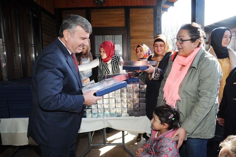 Akyürek: “Kadına Ve Aileye Hak Ettiği Değeri Verelim”