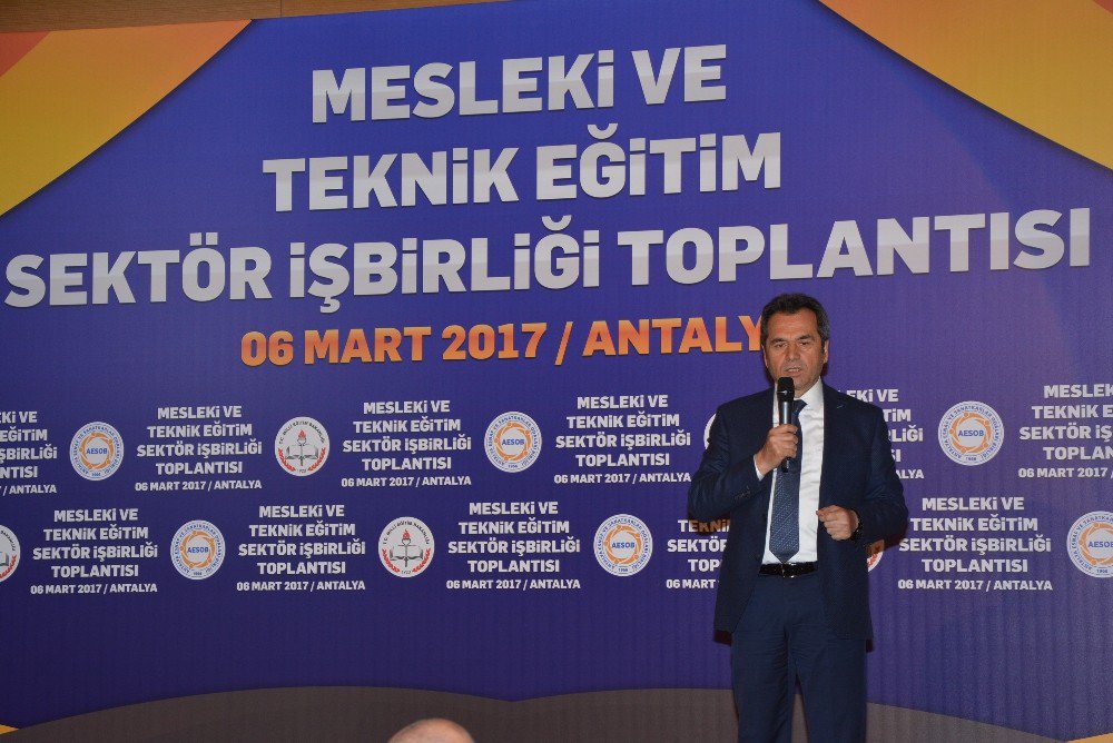 Antalya, Mesleki Ve Teknik Eğitim İçin Bir Araya Geldi