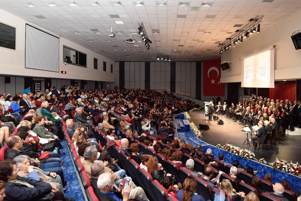 Muratpaşa’da Atatürk’ün Gelişi Anısına Konser