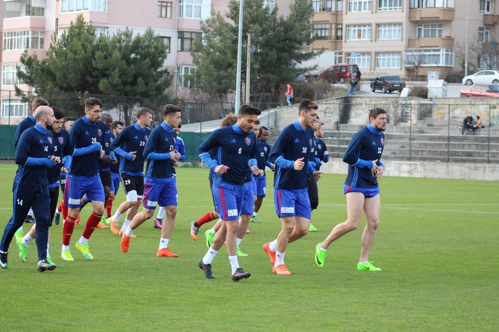 Karabükspor’da Adana Mesaisi