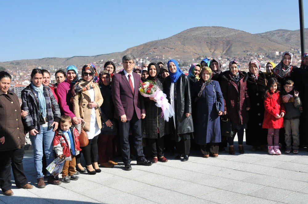 Başkan Yardımcısı Ali Avcıoğlu Yenidoğan, Mahalle Sakinleri İle Bir Araya Geldi