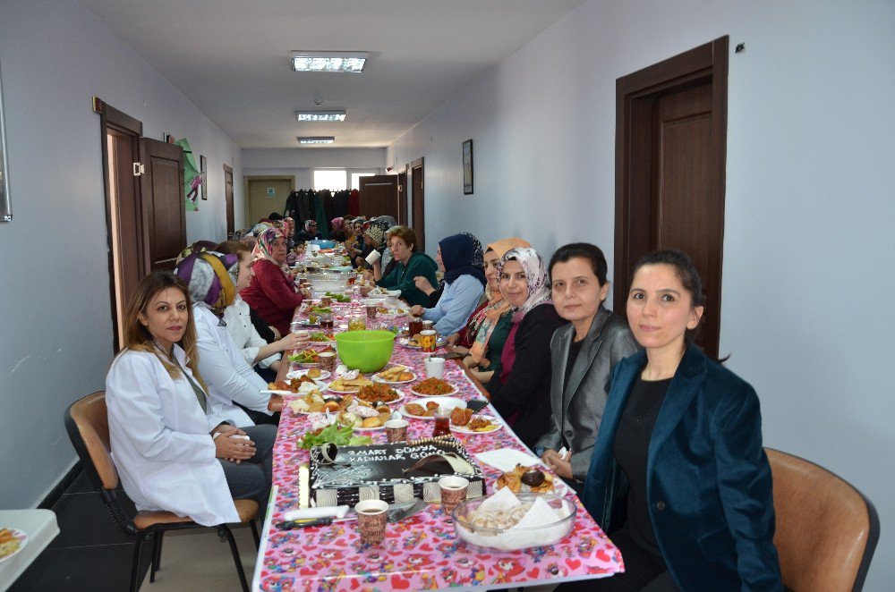 Darende’de Kadınlar Günü Çeşitli Etkinliklerle Kutlandı