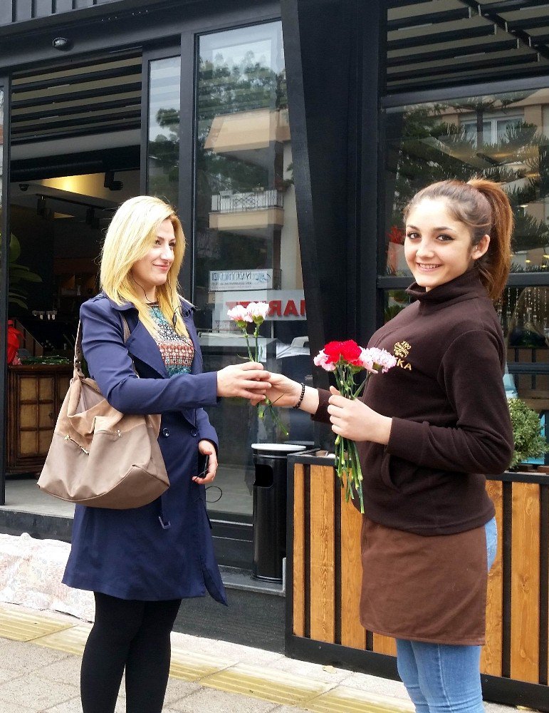 8 Mart Dünya Kadınlar Günü