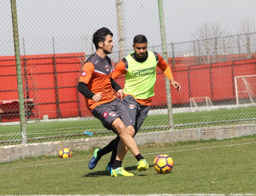 Adanaspor’da Kardemir Karabükspor Hazırlıkları Sürüyor