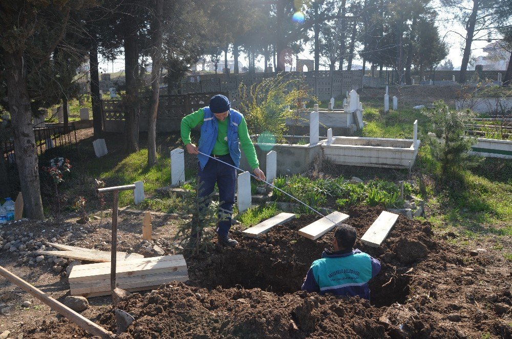 Başiskele’de Cenaze Hizmetleri Vatandaşlarla Buluşuyor