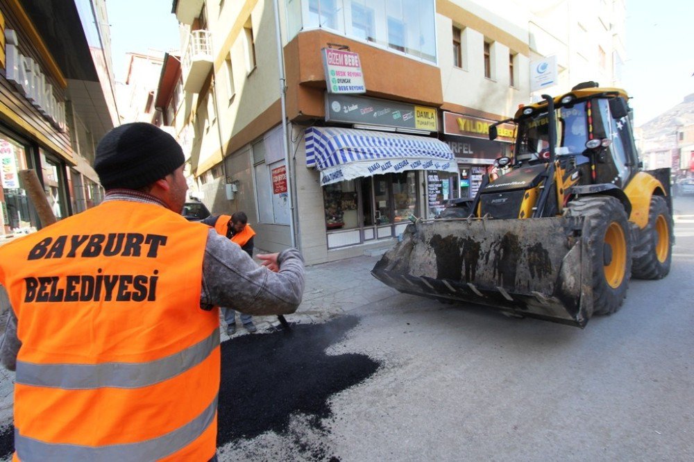 Başkan Memiş Çalışma Alanlarını Gezdi