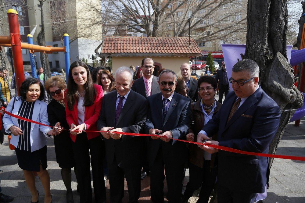 Kırklareli’de Bebek Bakım Ve Emzirme Odası Açıldı