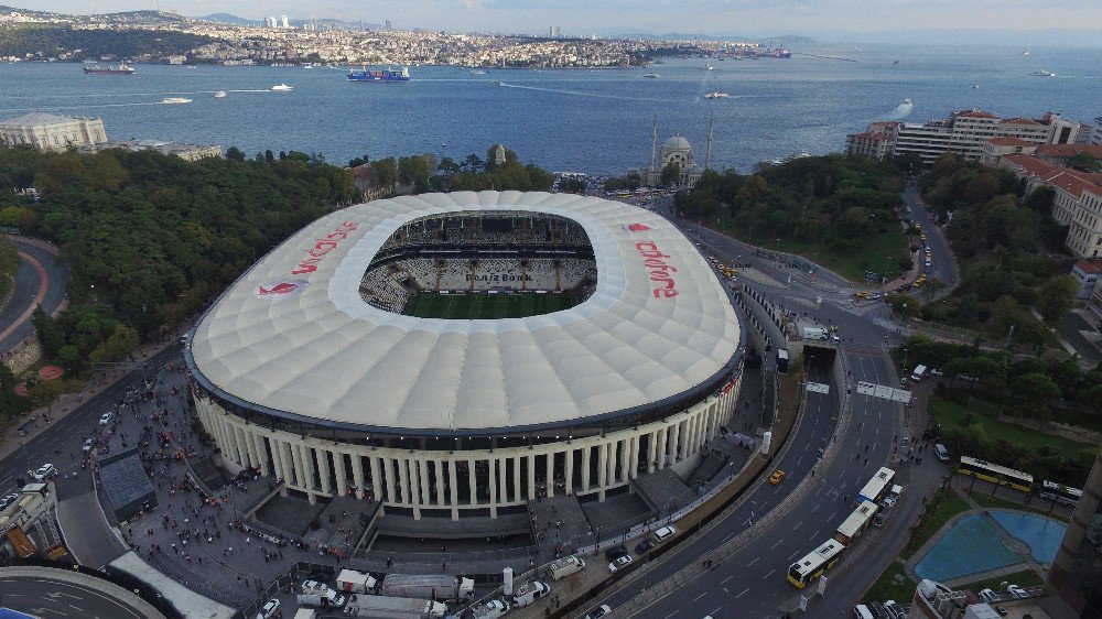 Vodafone Arena Yılın Stadı Seçildi