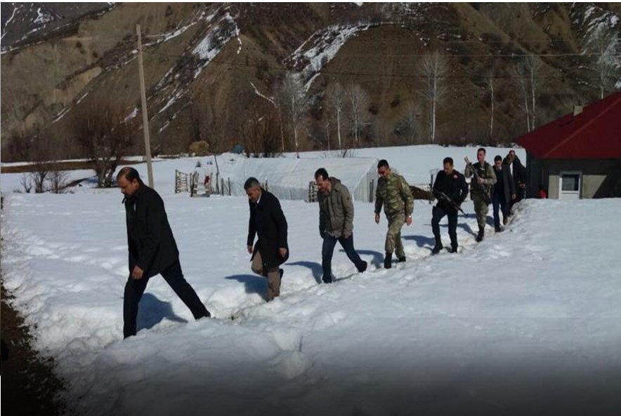 Kaymakam Kalkan, Köylülerin Sorunlarını Dinledi