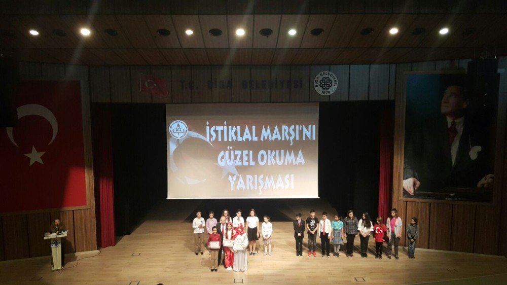 Biga’da İstiklal Marşını En Güzel Okuyanlar Belirlendi