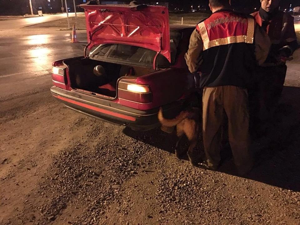 Tepebaşı İlçe Jandarma Komutanlığı Ekiplerinden Trafik Ve Asayiş Uygulaması