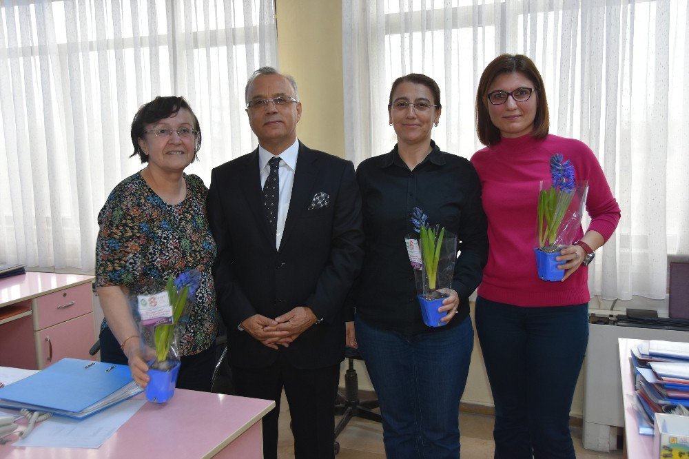 Başkan Kayda’dan Çiçekli Kutlama