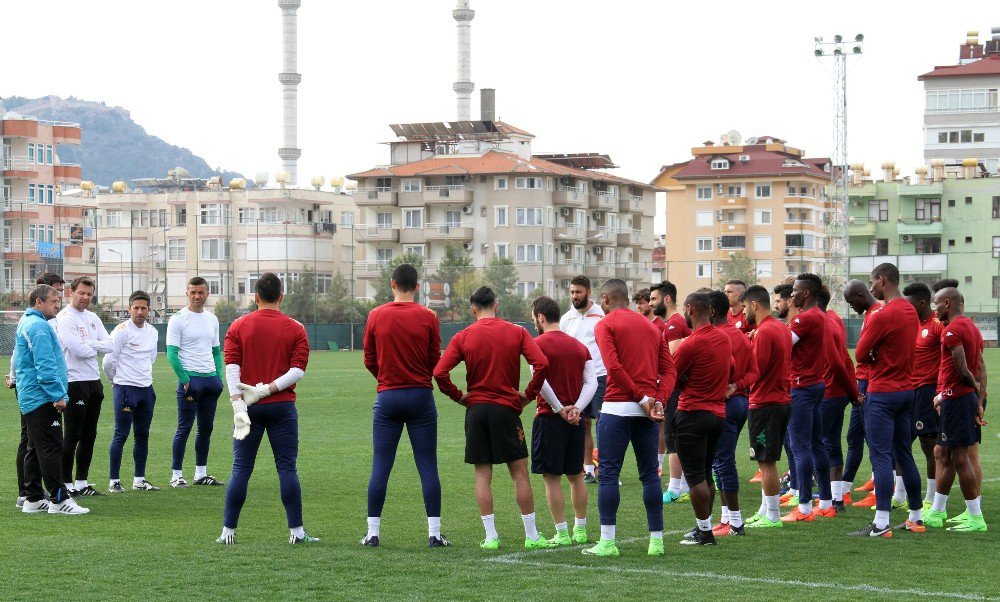 Aytemiz Alanyaspor’da Fenerbahçe Mesaisi Sürüyor