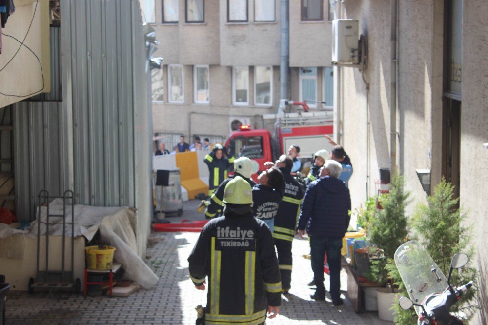 Tekirdağ’da Korkutan Yangın