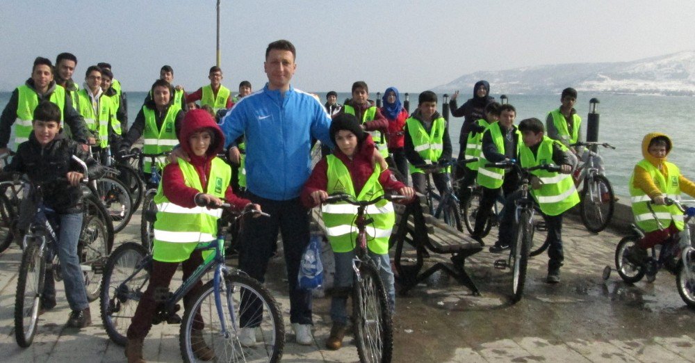 Van Gölü Sahilinde Bisiklet Etkinliği