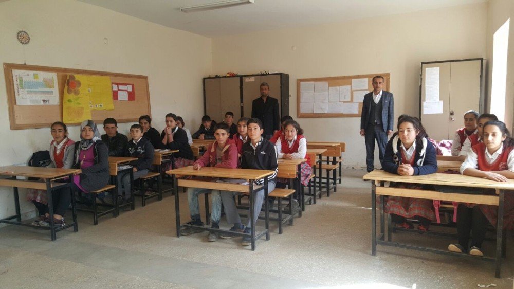 Besni Şehit İmam Tan Ortaokulunda Meslek Tanıtımı Yapıldı