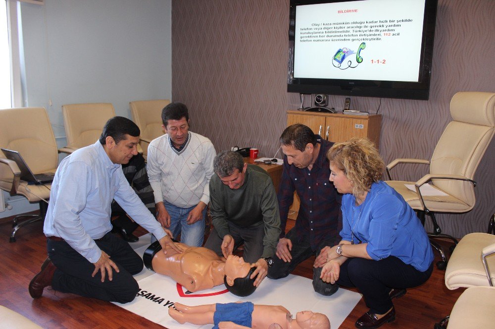 Ambulans Şoförlerine İlk Yardım Eğitimi Verildi