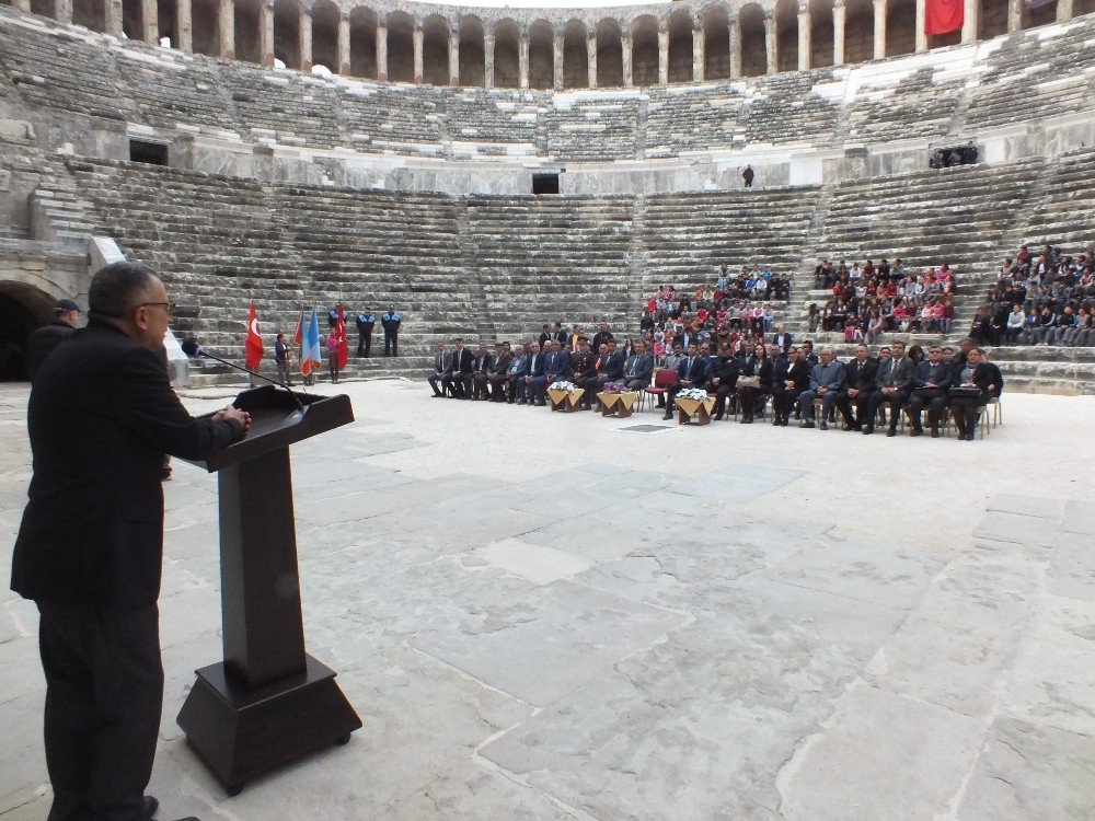 Atatürk’ün Aspendos Antik Tiyatrosu’ Na Gelişinin 87. Yılı Kutlandı