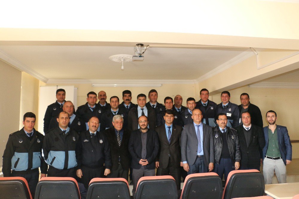 Bitlis Belediyesinden “Etkili İletişim” Semineri