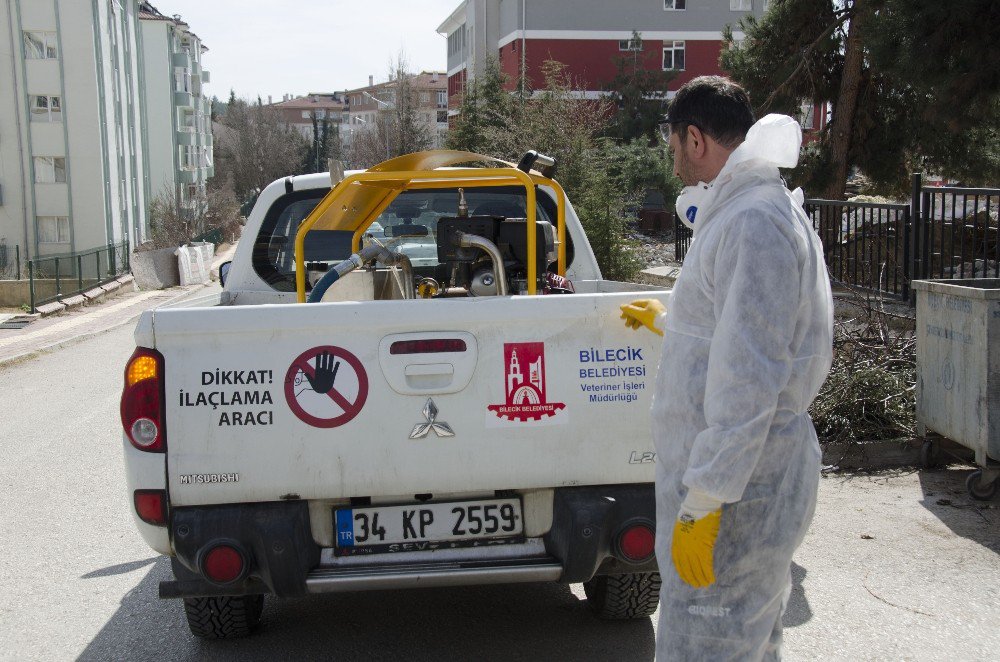 Bilecik Belediyesi’nden Rögarlarda İlaçlama Çalışması