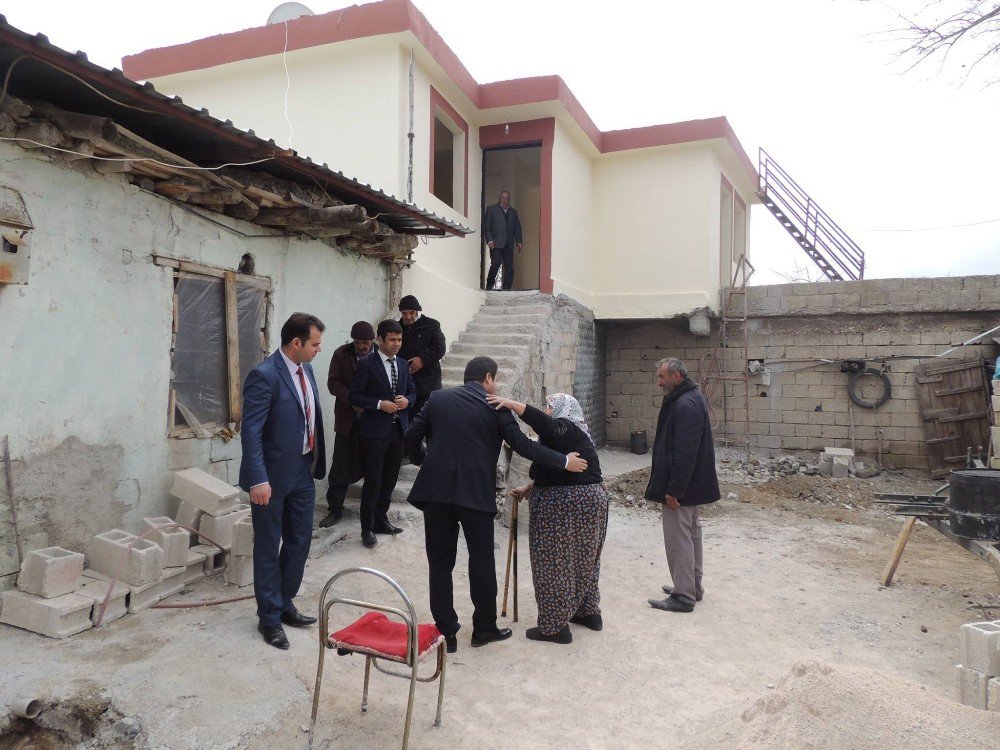 Fakir Ailelerin Onarılan Evlerini Kaymakam Avcı Denetledi