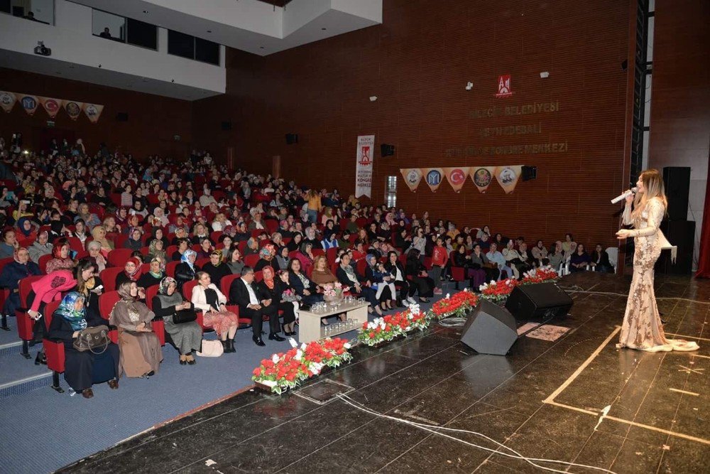 Sanatçısı Umut Akyürek’ten Kadınlara Özel Konser