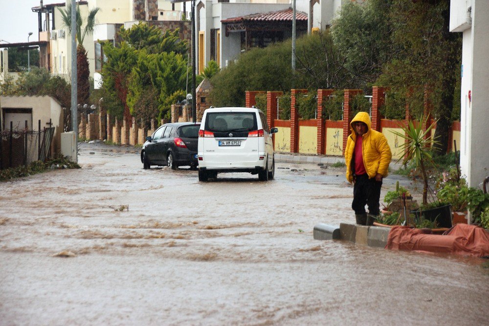 Bodrum’u Sel Vurdu