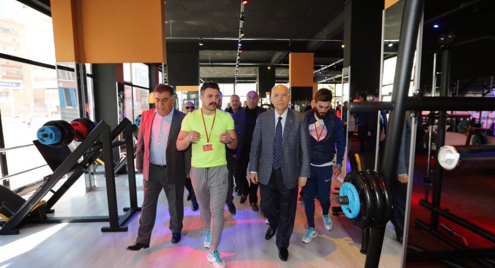 Ankara Yeni Bir Spor Merkezine Daha Kavuştu