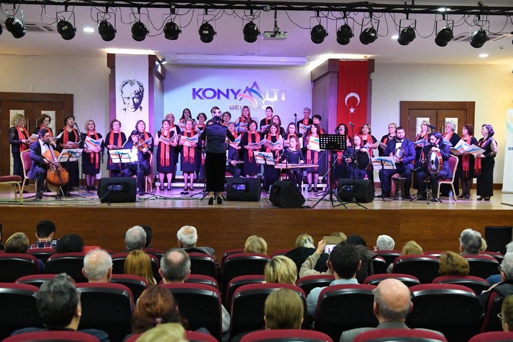 Konyaaltı Belediyesi Tsm Kadınlar Korosu’ndan Konser