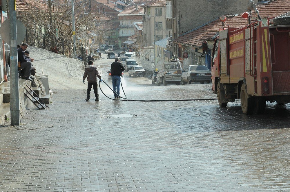 Çelikhan Belediyesi’nden Bahar Temizliği