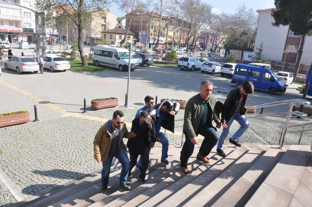 İnegöl Polisinden Zehir Tacirlerine Baskın