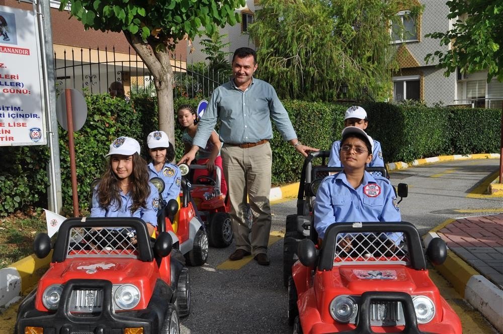 Alanya Belediyesi Trafik Eğitim Pisti Eğitimlere Devam Ediyor