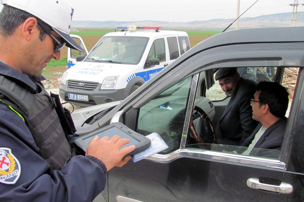 Araban’da Polis Denetimleri Sürüyor