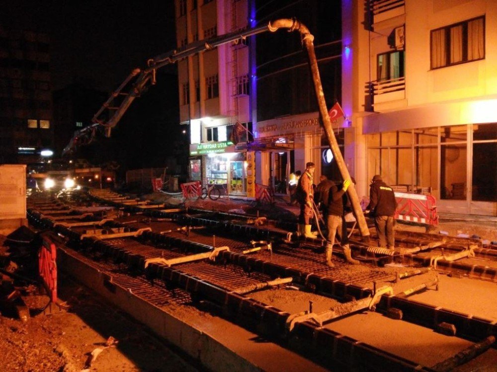 Akçaray Tramvay Projesinde Çalışmalar Devam Ediyor