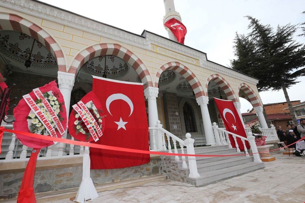 Köprülü Mehmet Paşa Camisi Yeniden İbadete Açıldı