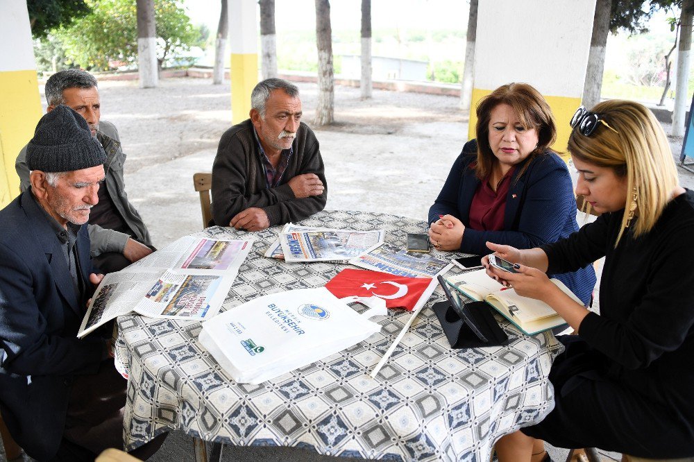 Vatandaşlar Sorunlarını Gezici Hizmet Ekibi İle Büyükşehir’e İletiyor