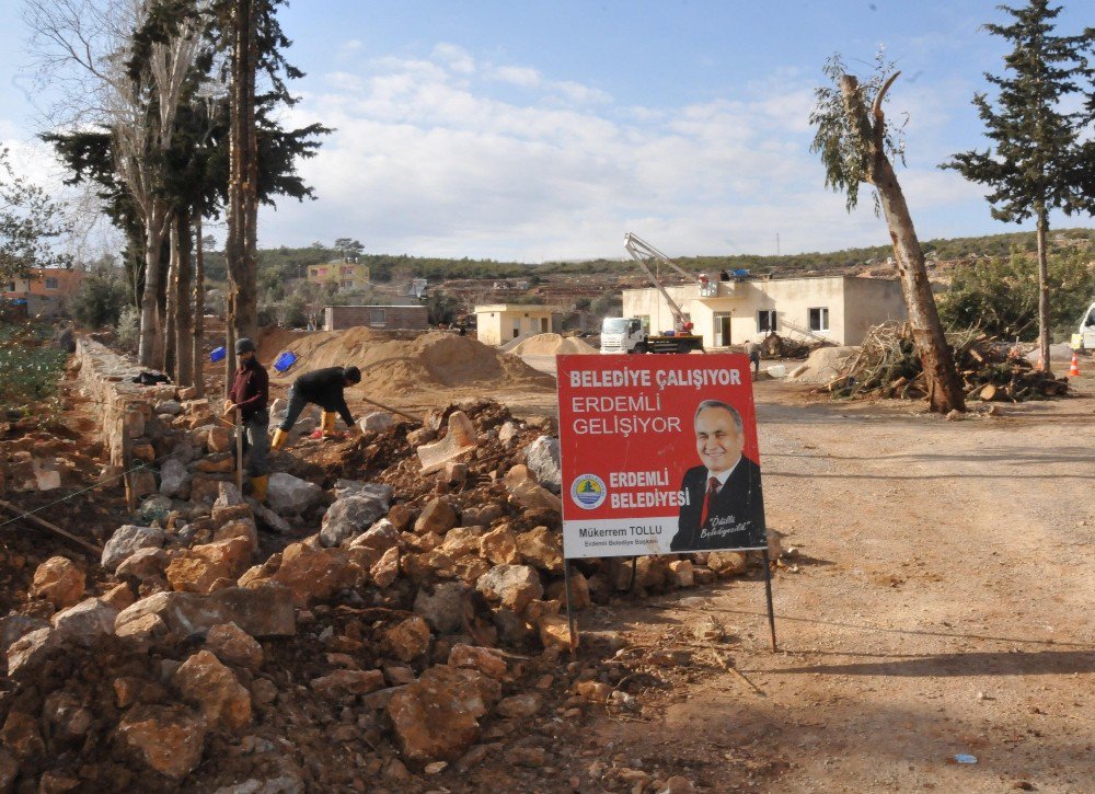 Erdemli Belediyesi, Mahalleleri Parke Taşla Kaplıyor