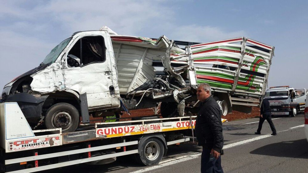 Şanlıurfa’da Trafik Kazası: 1 Ölü, 4 Yaralı