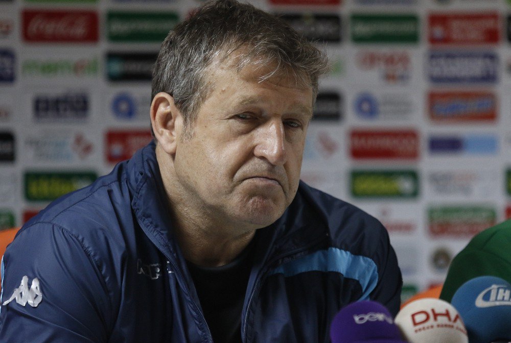 Safet Susic: “Basit Hatalardan Maçı Kaybettik”