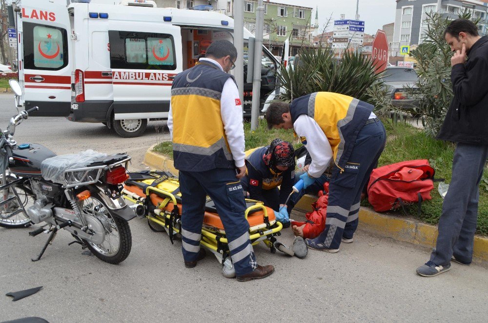 Yeni Aldığı Motosiklet İle Kaza Yapan Sürücü Yaralandı