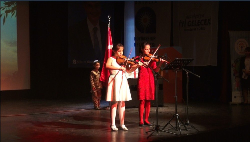 Antalya’da İstiklal Marşı’nın Kabulü Ve Mehmet Akif Ersoy Anıldı